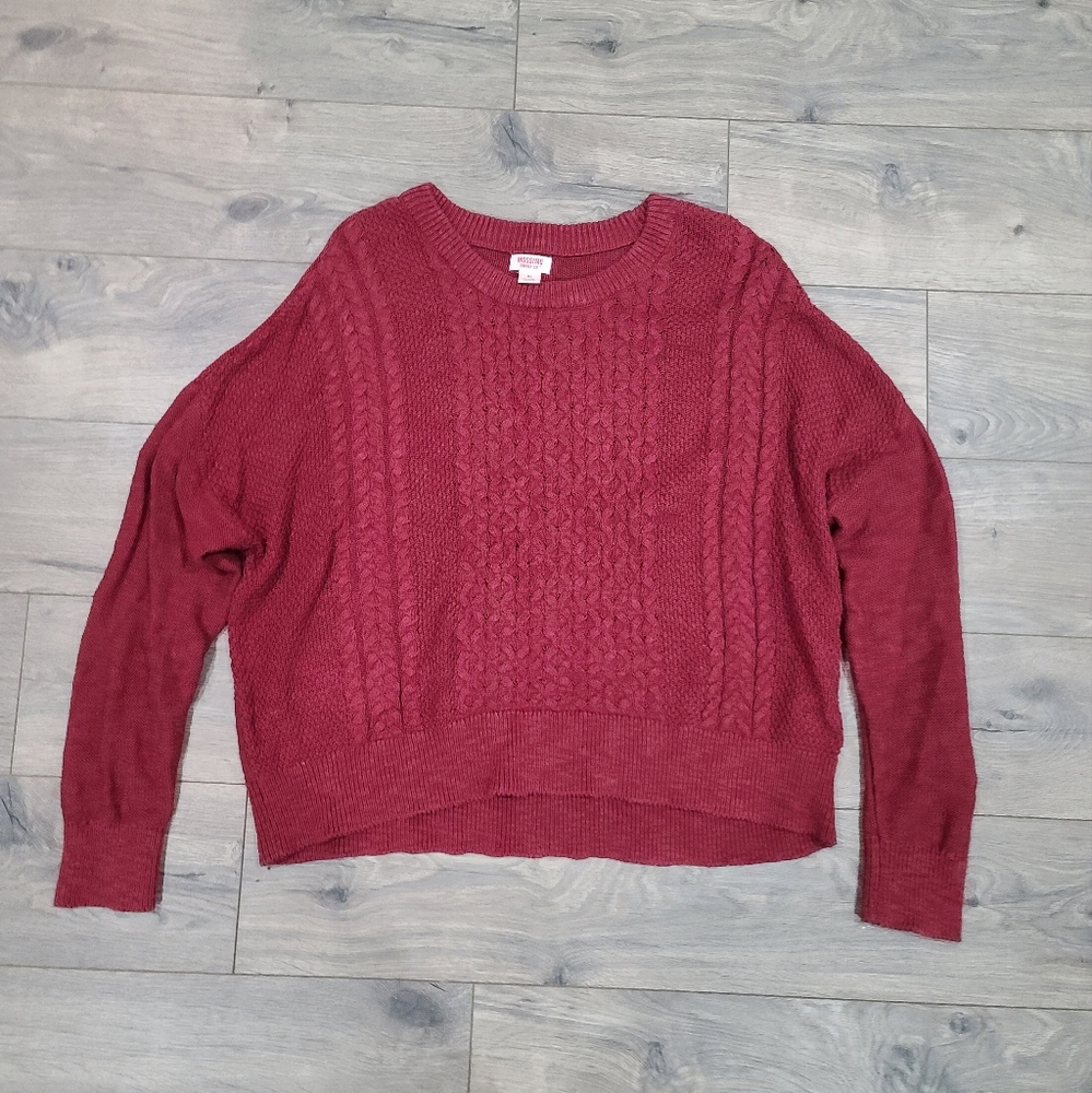 Red Cropped Sweater Size XL